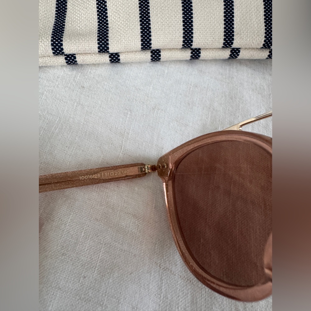 Tom’s Harlan Pink Sunglasses - Picture 4 of 10